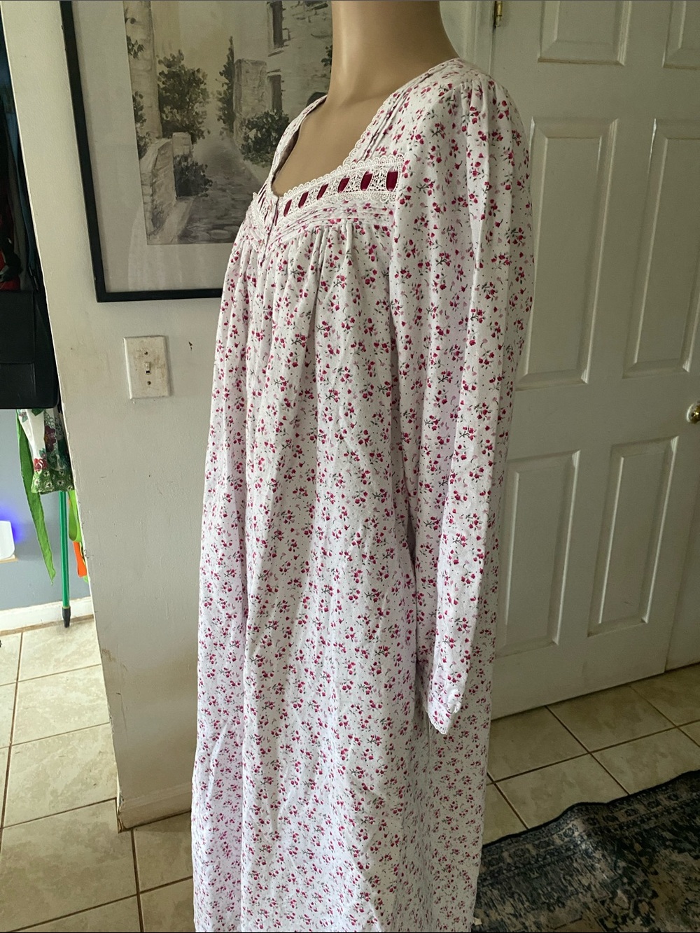 Eileen West White Maxi Nightgown with Pink Floral Print - Picture 6 of 11